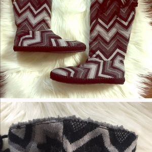 Sanuk boot slipper yoga mat 8 like new